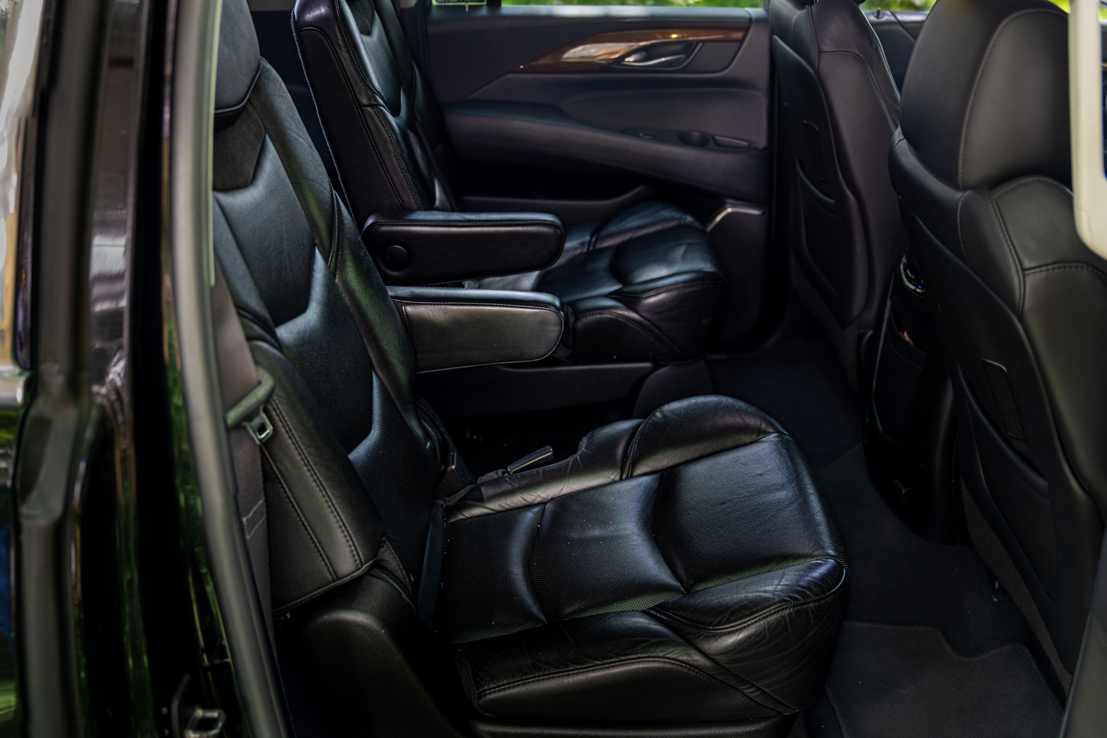 Cadillac Escalade — Dallas Luxury SUV — Dallas Premier Car Service, view 2