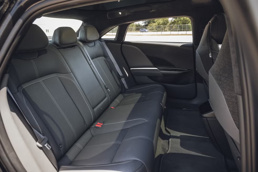 Lucid Air — Dallas Electric Luxury Limo — Dallas Premier Car Service, view 3