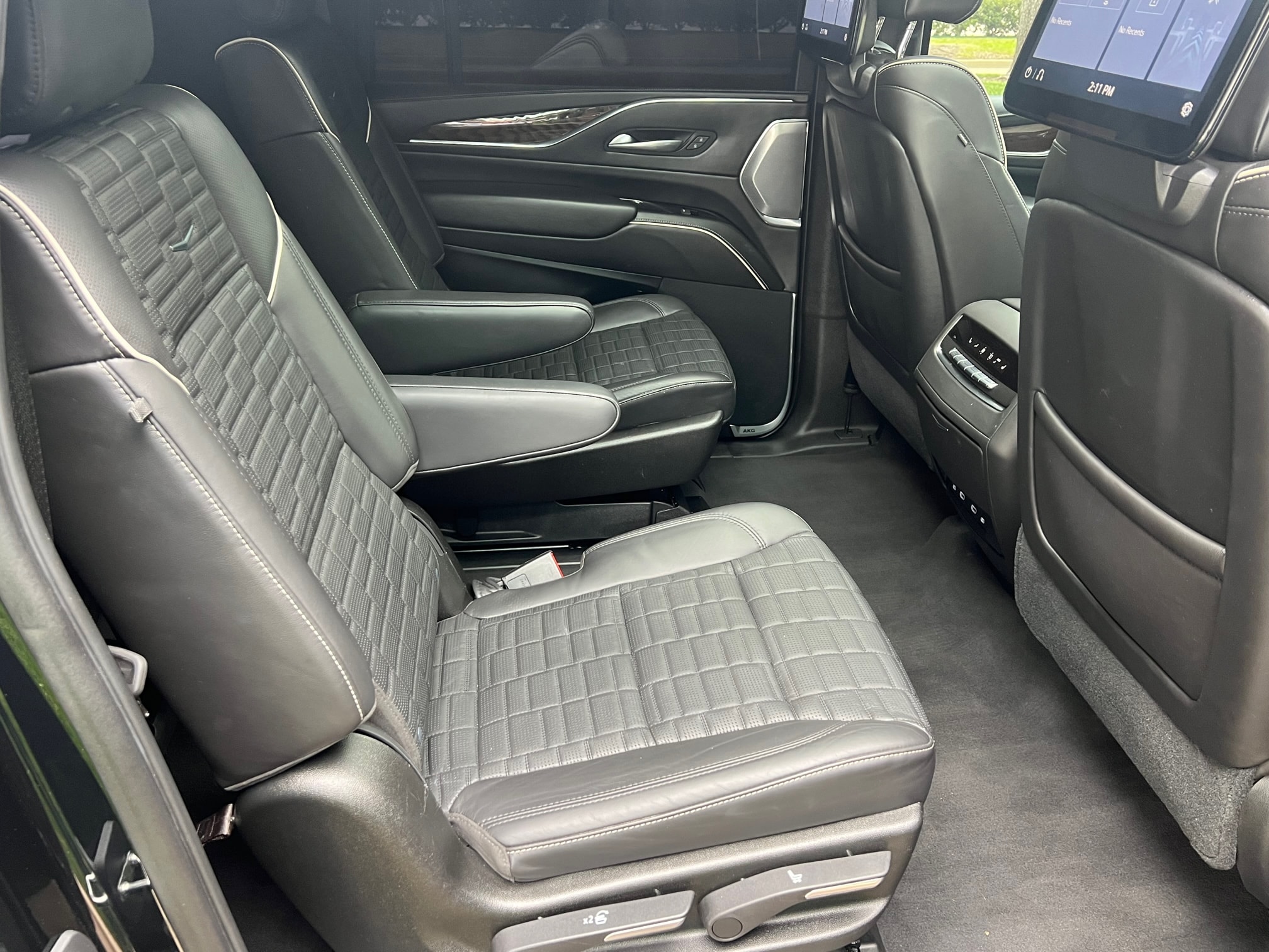 New Cadillac Escalade — Dallas SUV Limo — Dallas Premier Car Service, view 2