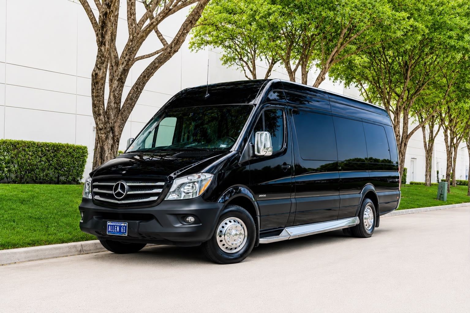 12 Passenger Sprinter Limo — Dallas Party Limo